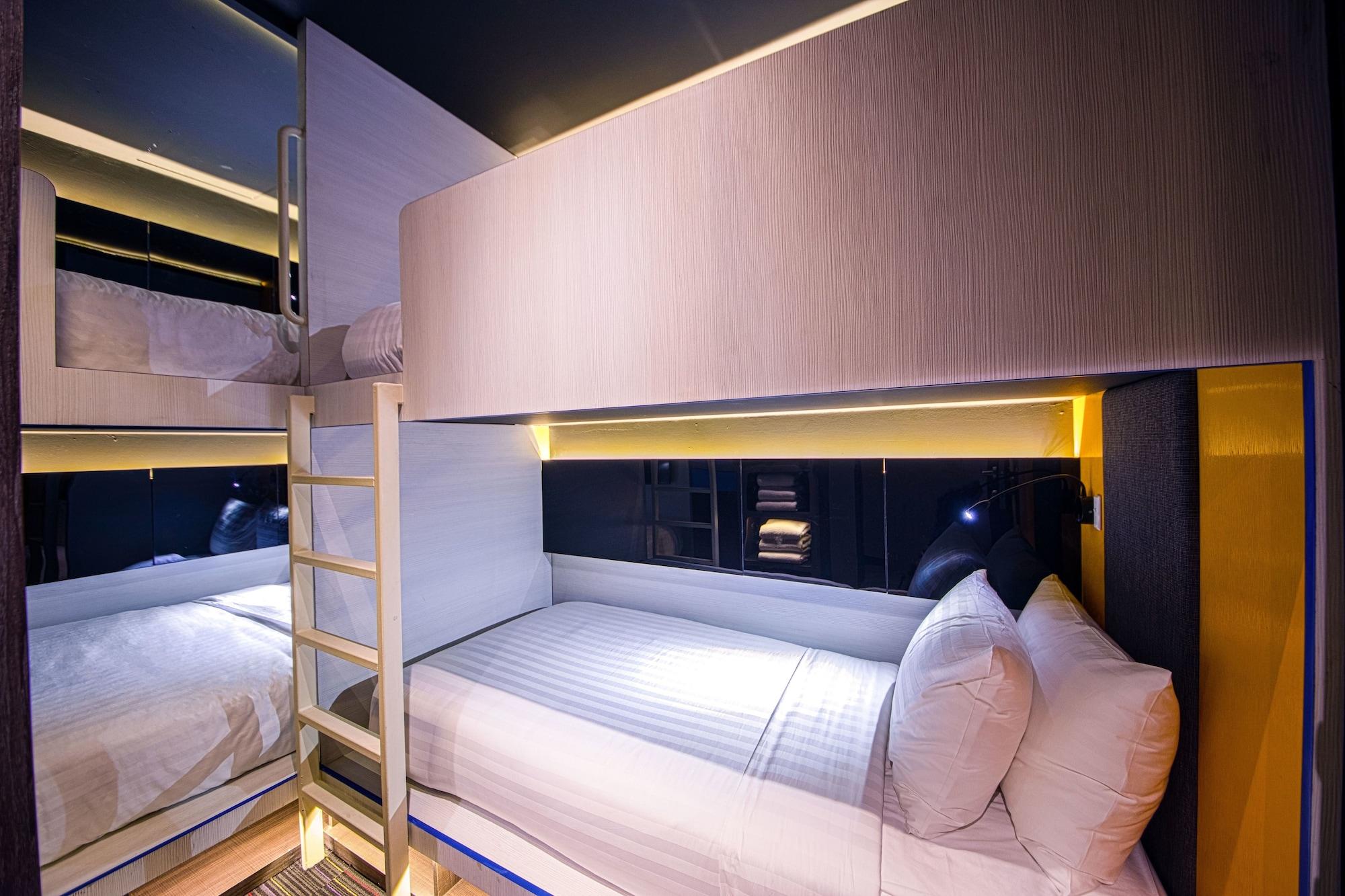 Cube Family Boutique Capsule Hotel At Chinatown Singapore Exteriör bild