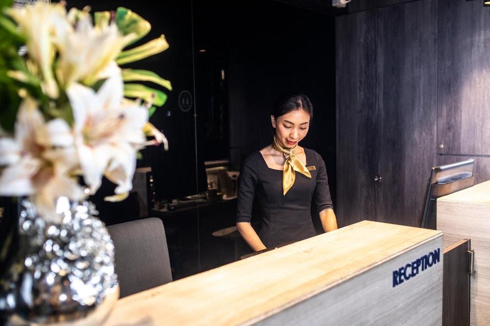 Cube Family Boutique Capsule Hotel At Chinatown Singapore Exteriör bild