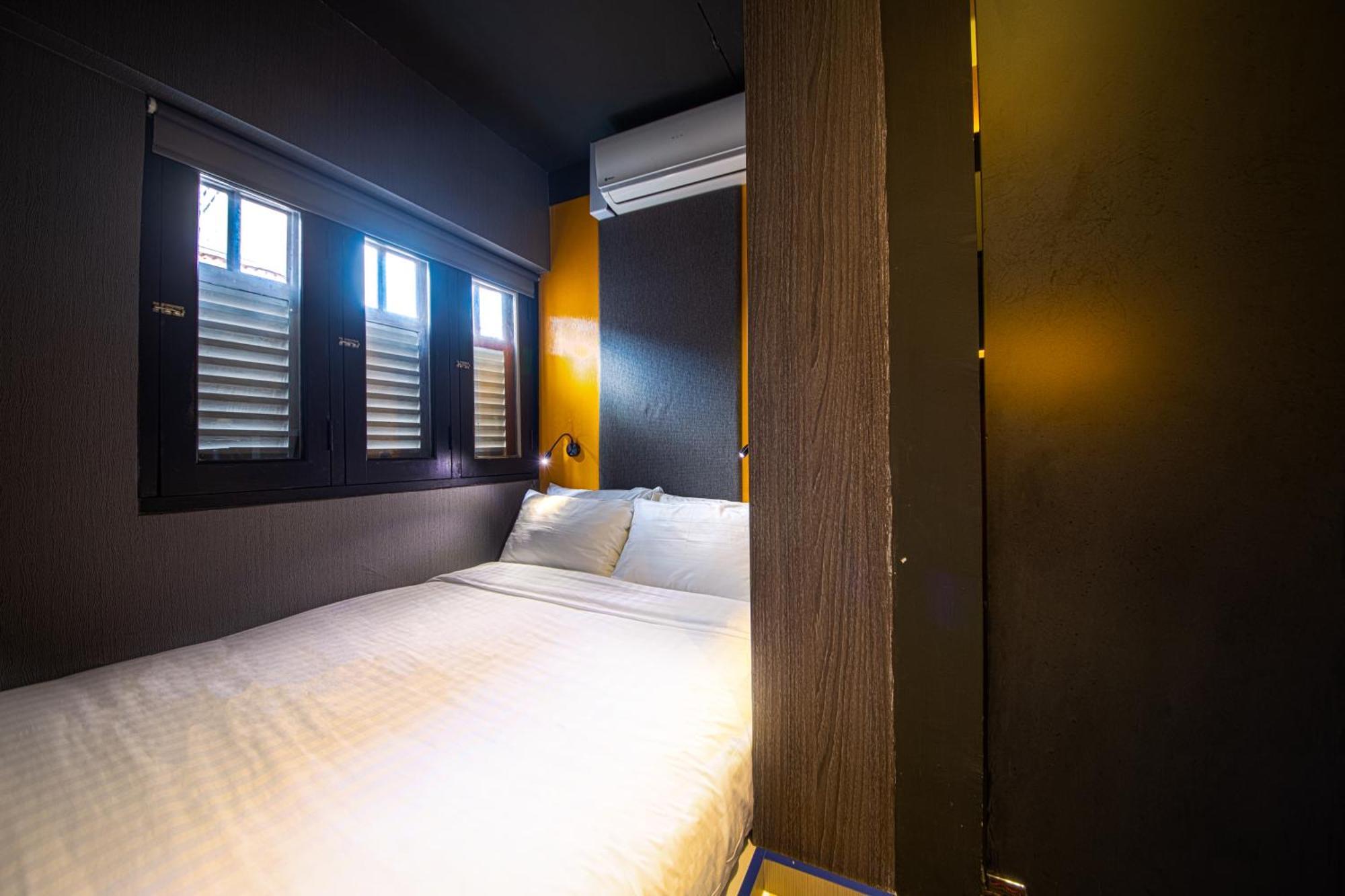 Cube Family Boutique Capsule Hotel At Chinatown Singapore Exteriör bild