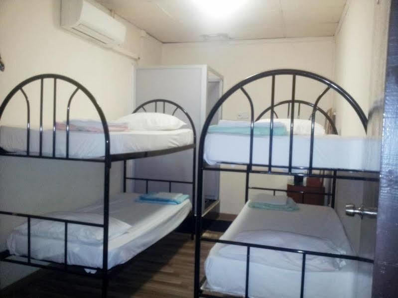 Cube Family Boutique Capsule Hotel At Chinatown Singapore Exteriör bild