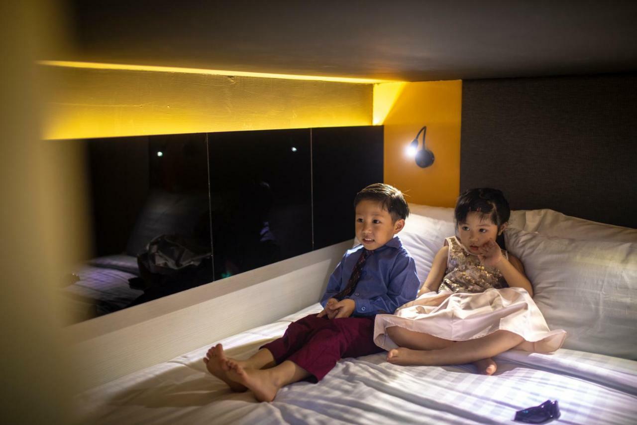 Cube Family Boutique Capsule Hotel At Chinatown Singapore Exteriör bild